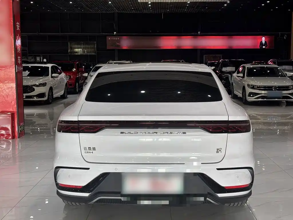 BYD Han — миниатюра 6