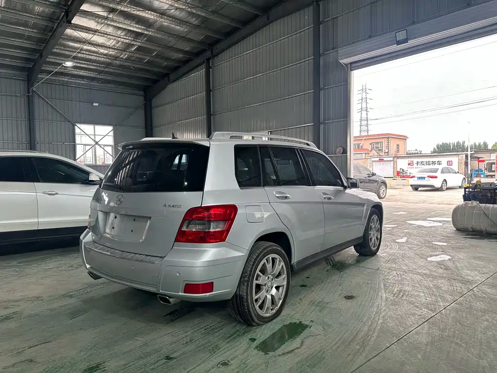 Mercedes-Benz GLK-Class (Import) — миниатюра 9