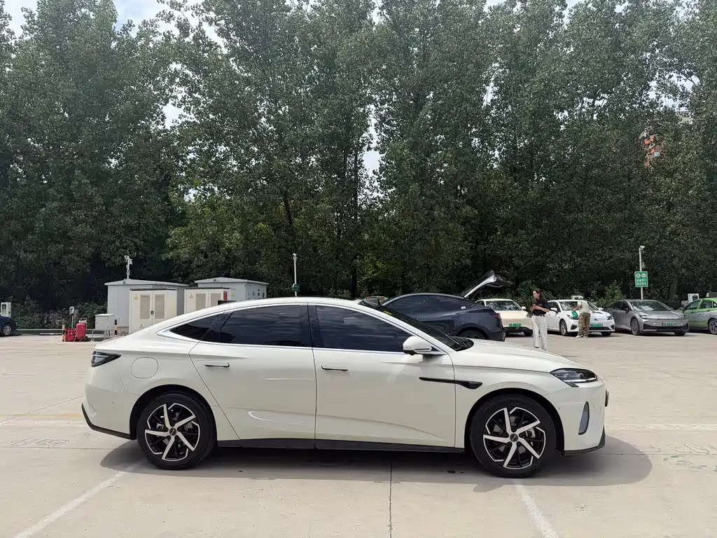 BYD Seal 07 DM-i — миниатюра 10