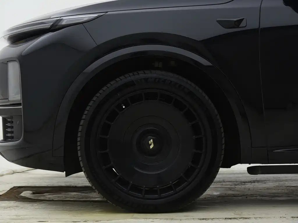 Li Auto Li L9 — миниатюра 4