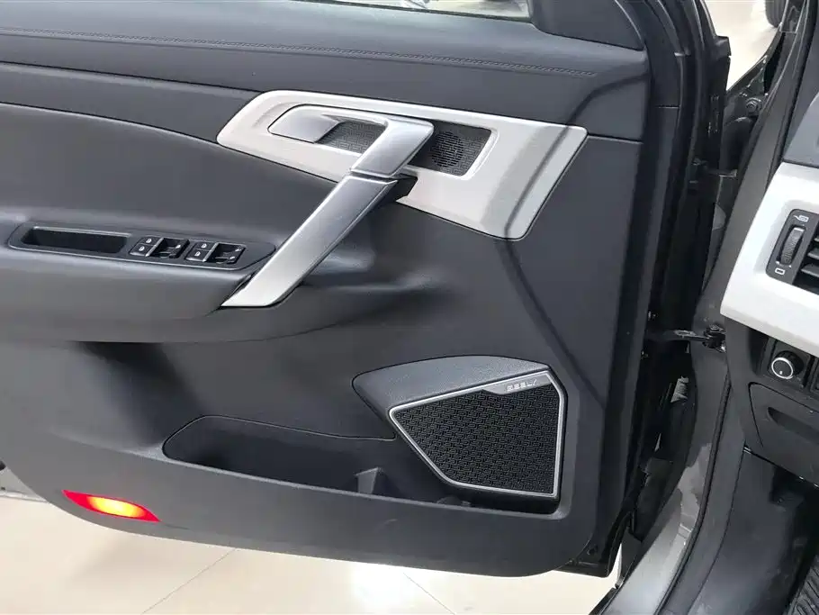 GEELY AUTOMOBILE BOYUE