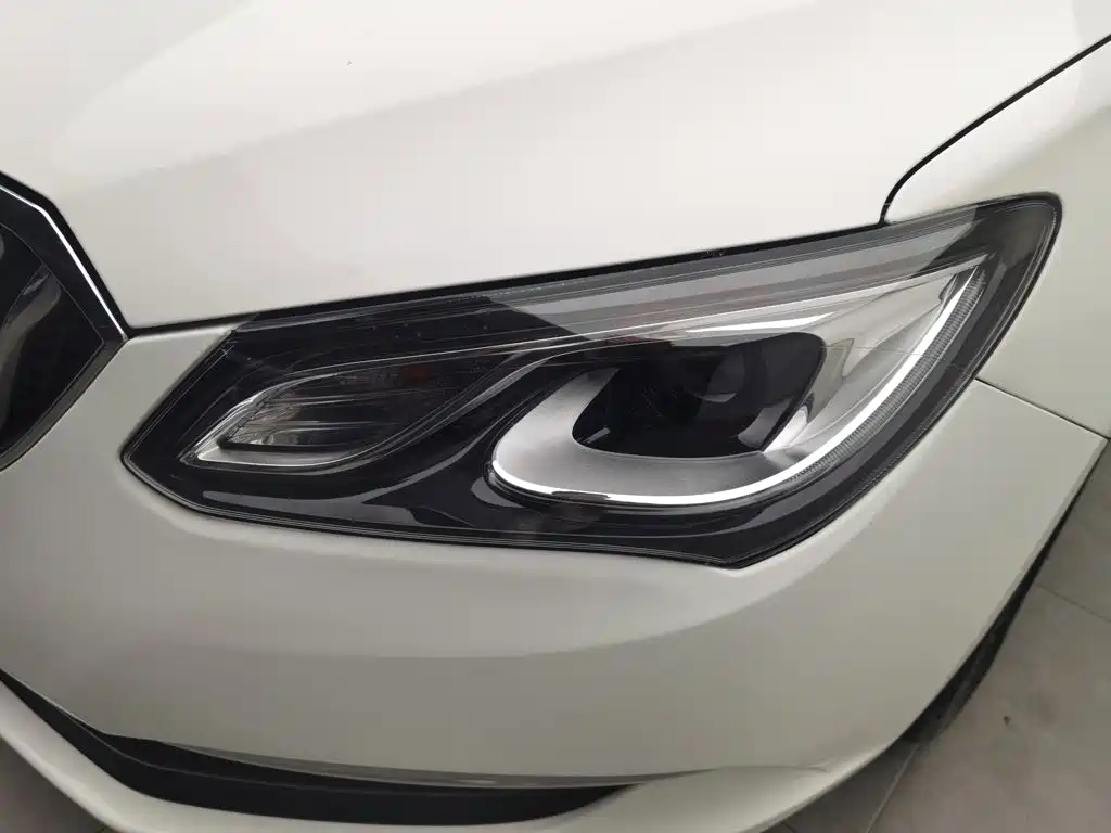 Buick Excelle — миниатюра 7