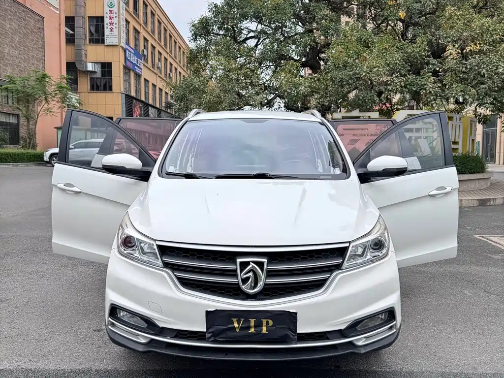 BAOJUN 730