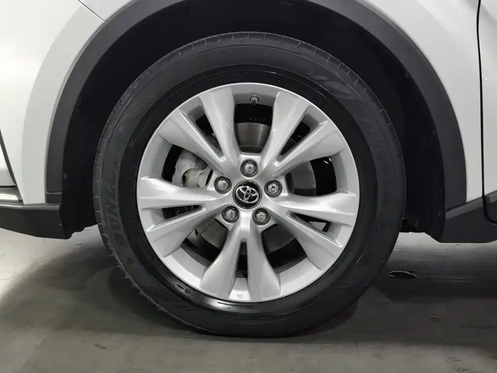 Toyota IZOA — миниатюра 17