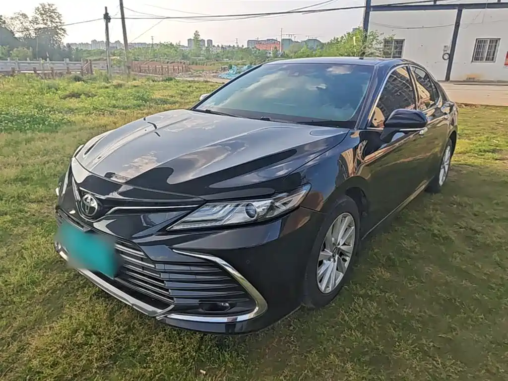 Toyota Camry 2021