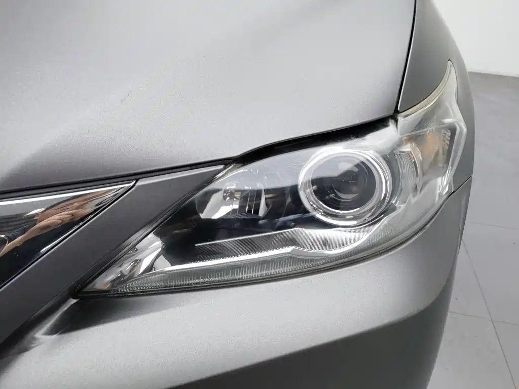 Lexus CT — миниатюра 7