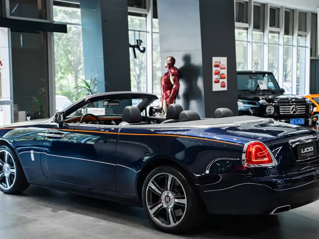 Rolls-Royce Dawn — миниатюра 10