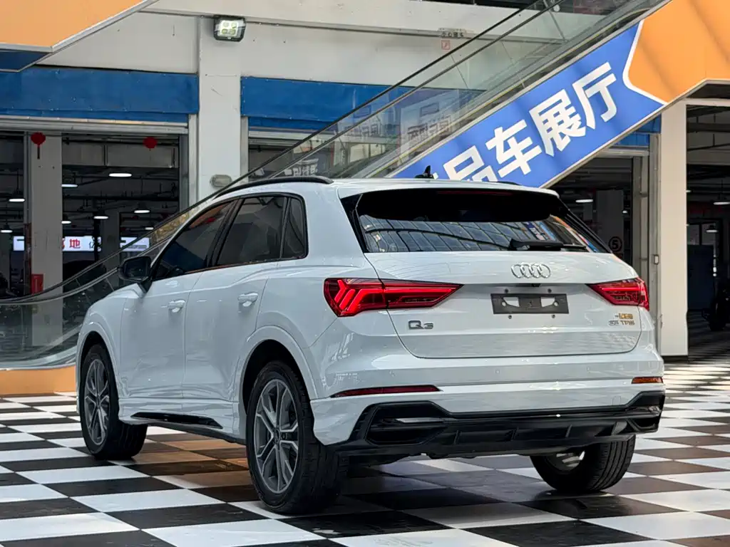 Audi Q3 — миниатюра 16