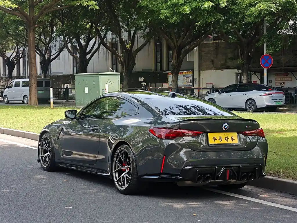BMW M4 — миниатюра 5