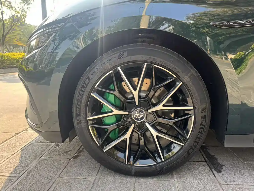 BYD Han — миниатюра 8