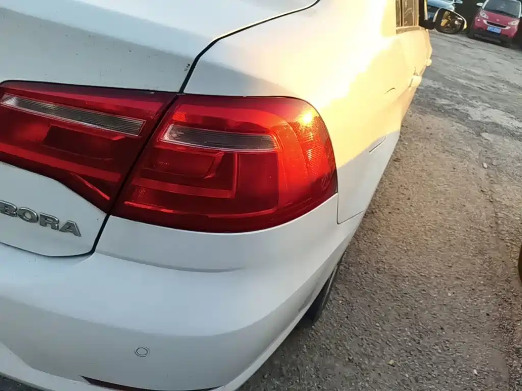 Volkswagen Bora — миниатюра 13