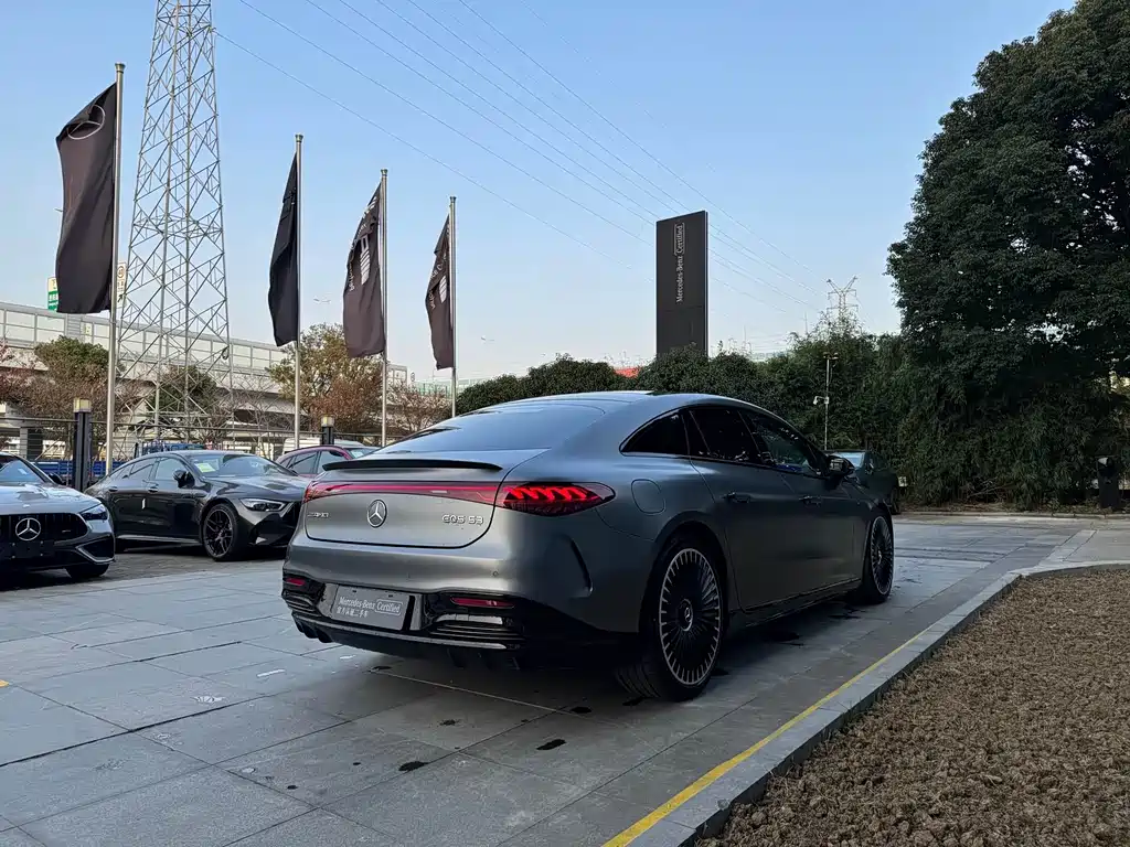 MERCEDES-BENZ EQS AMG