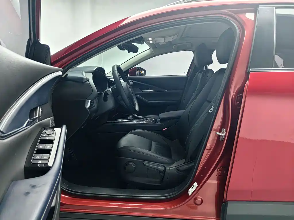 Mazda CX-30 — миниатюра 13