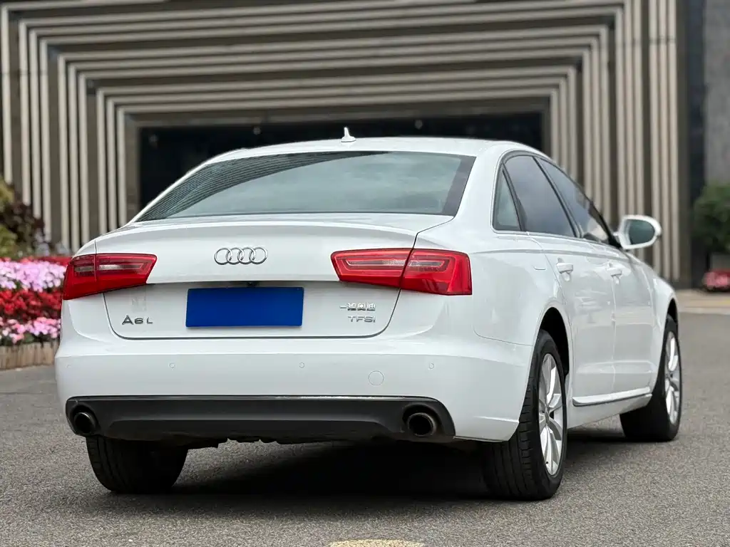 Audi A6L — миниатюра 14