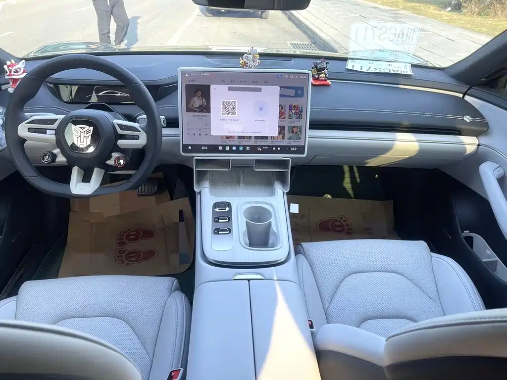 XIAOMI CAR XIAOMI SU7