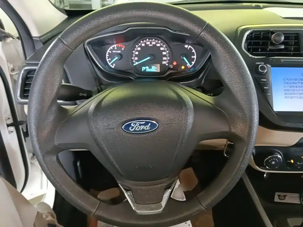 Ford Escort — миниатюра 11