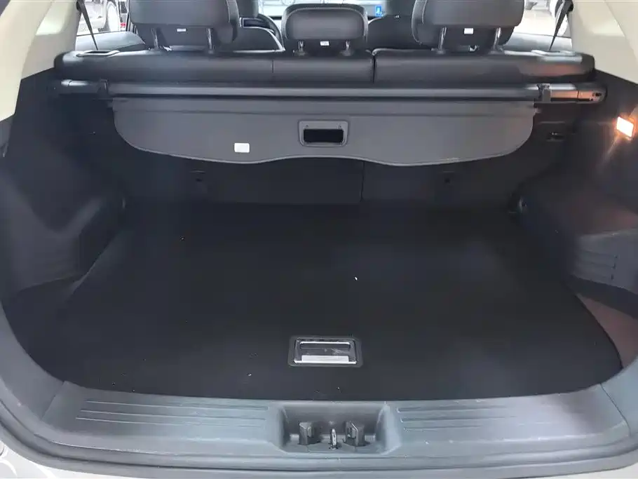 GEELY AUTOMOBILE BOYUE