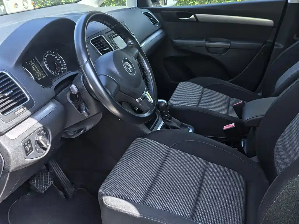 Volkswagen Sharan — миниатюра 7