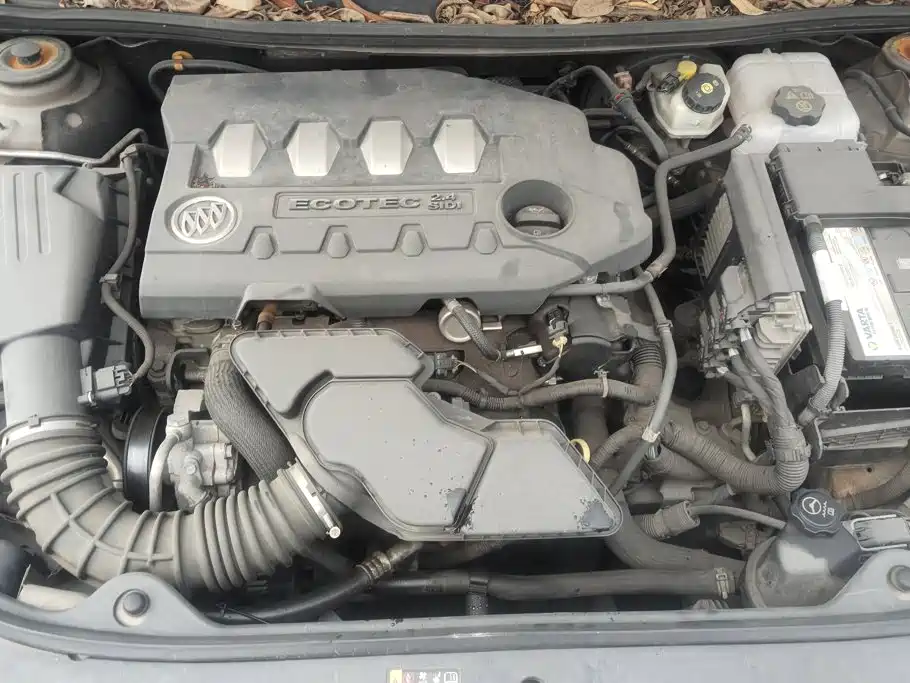 Buick LaCrosse — миниатюра 10