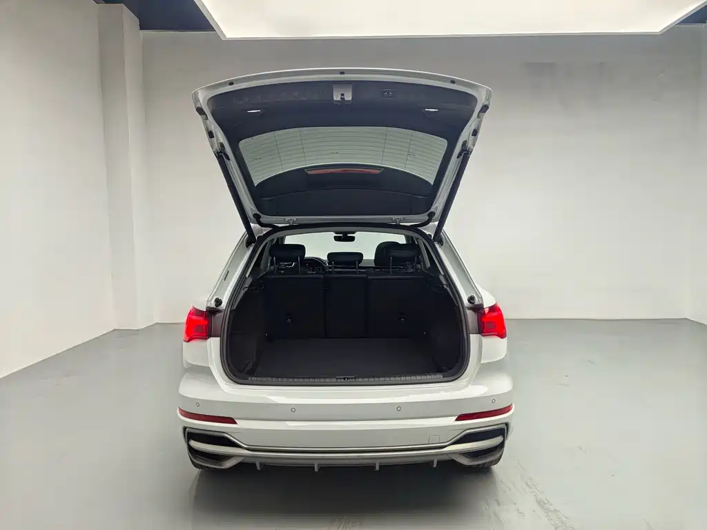 Audi Q3 — миниатюра 8