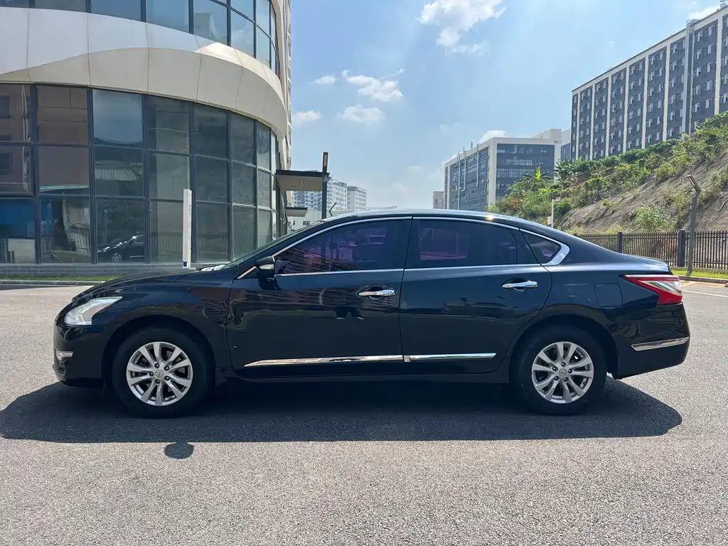Nissan Teana — миниатюра 7