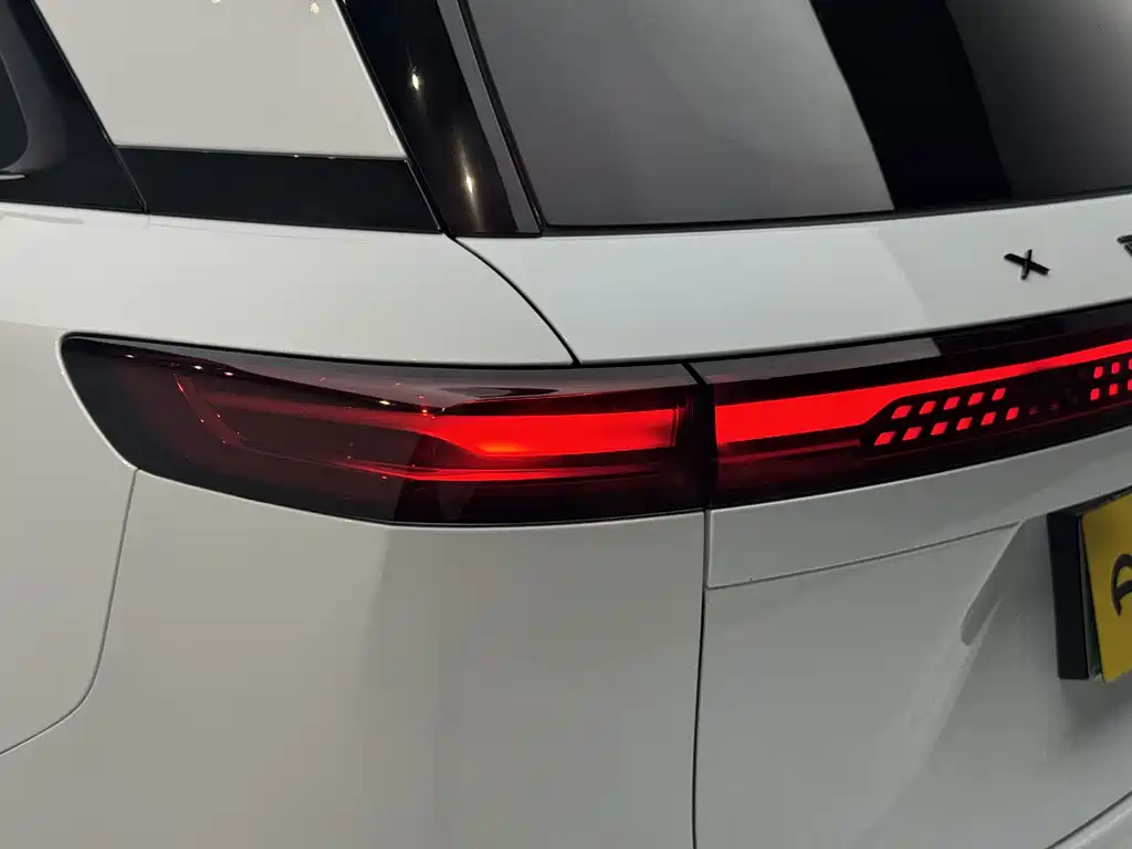 XPeng G9 — миниатюра 17