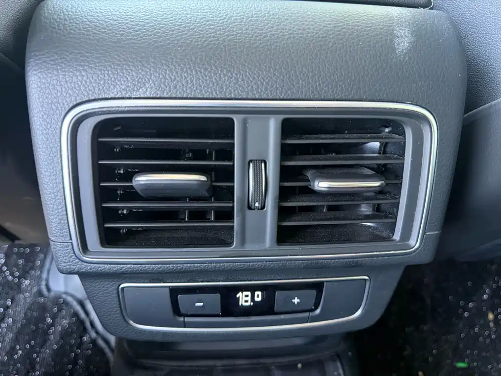 Audi Q5L — миниатюра 6