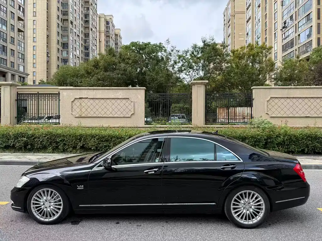 Mercedes-Benz S-Class — миниатюра 7
