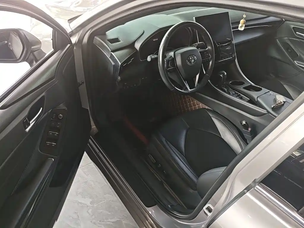 Toyota Avalon — миниатюра 16