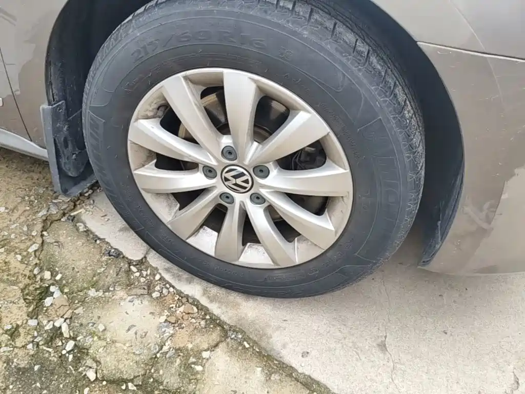 Volkswagen Passat — миниатюра 12