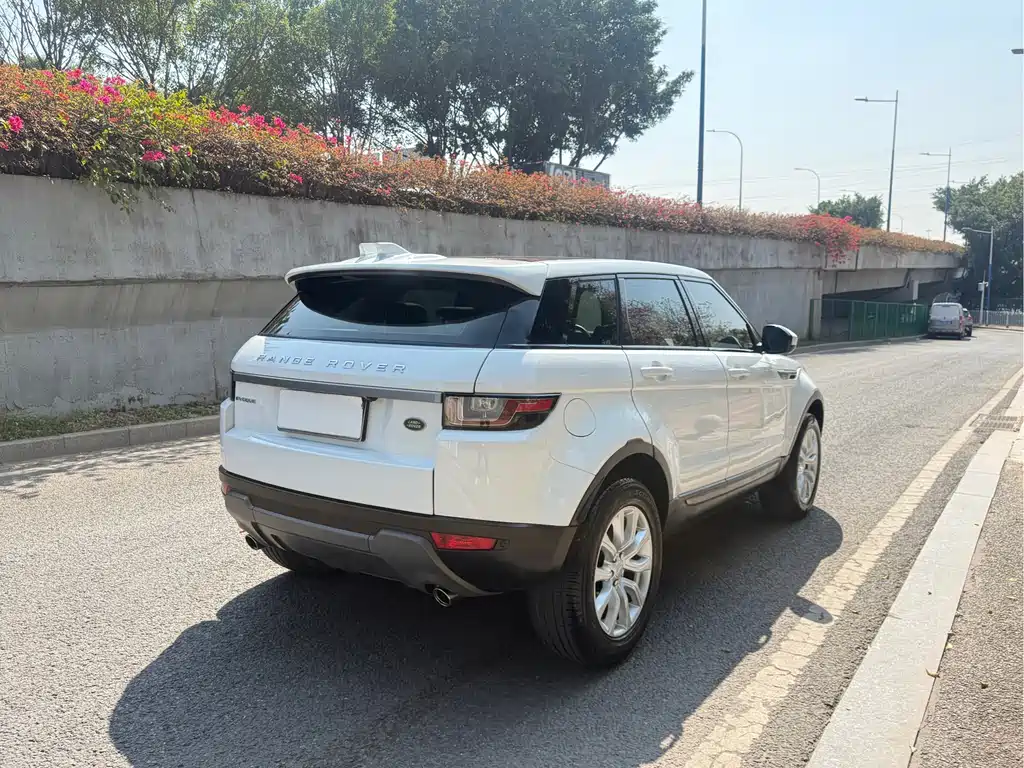 LAND ROVER RANGE ROVER AURORA