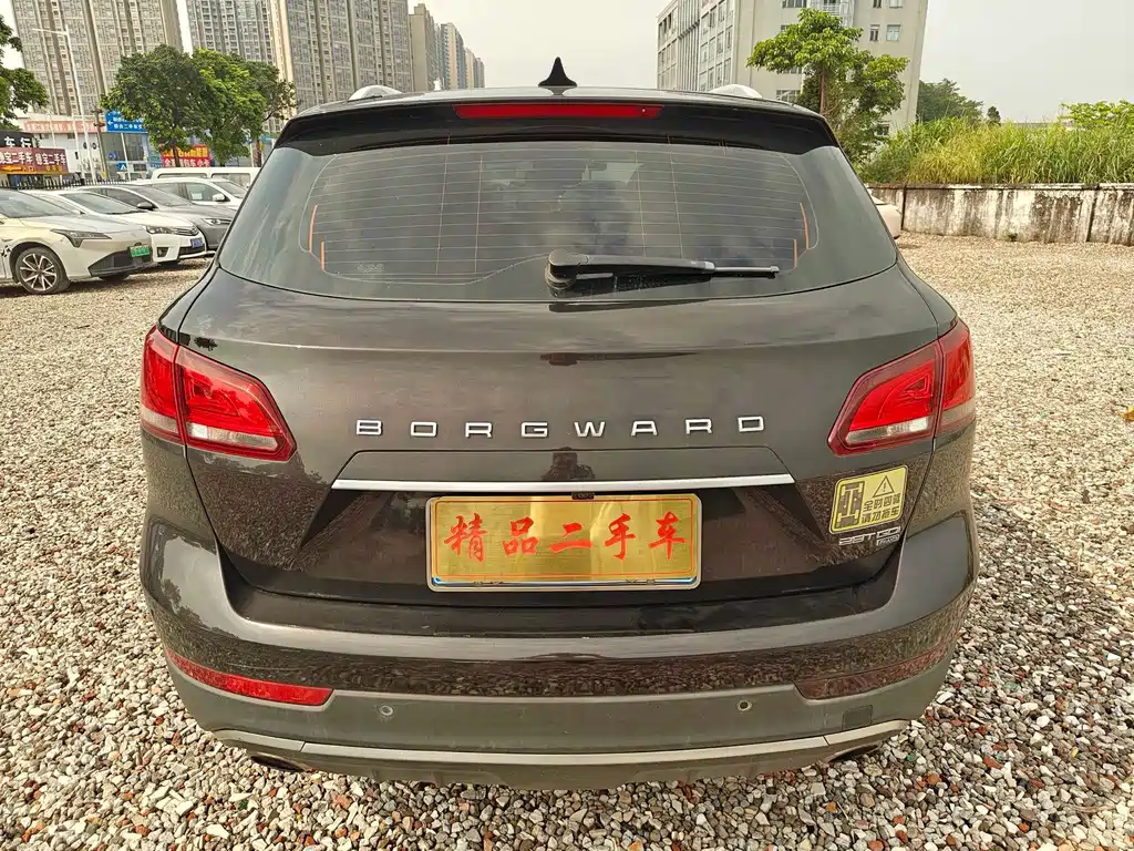 Borgward BX7 — миниатюра 6
