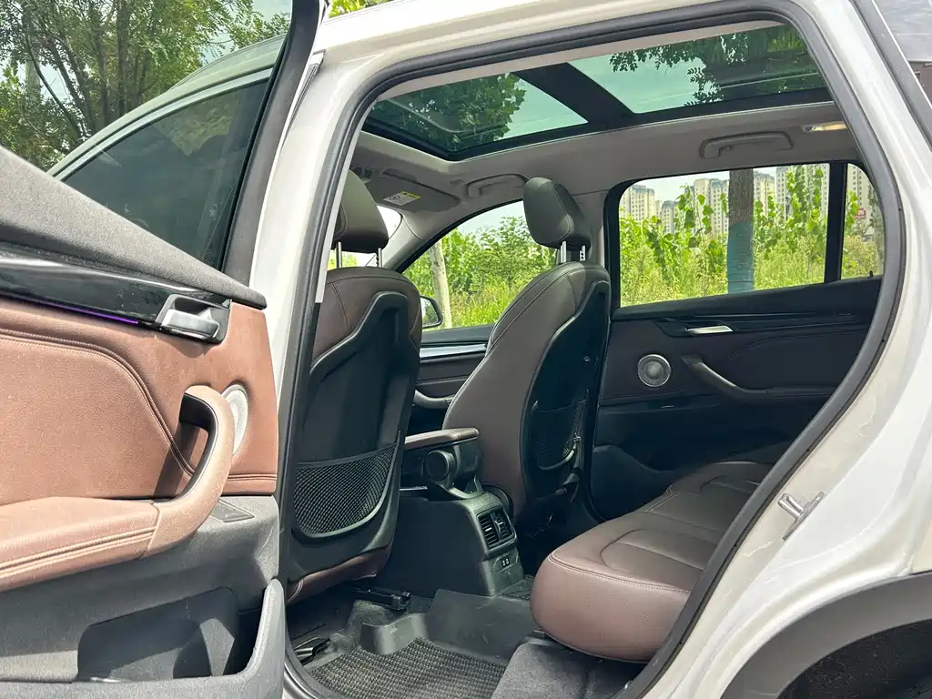 BMW X1 — миниатюра 11