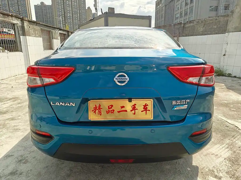 Nissan Bluebird — миниатюра 6