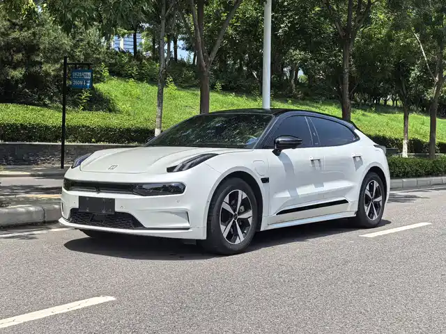 2023 Zeekr 001