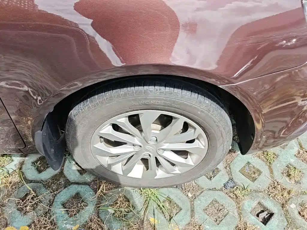 Geely Vision — миниатюра 12