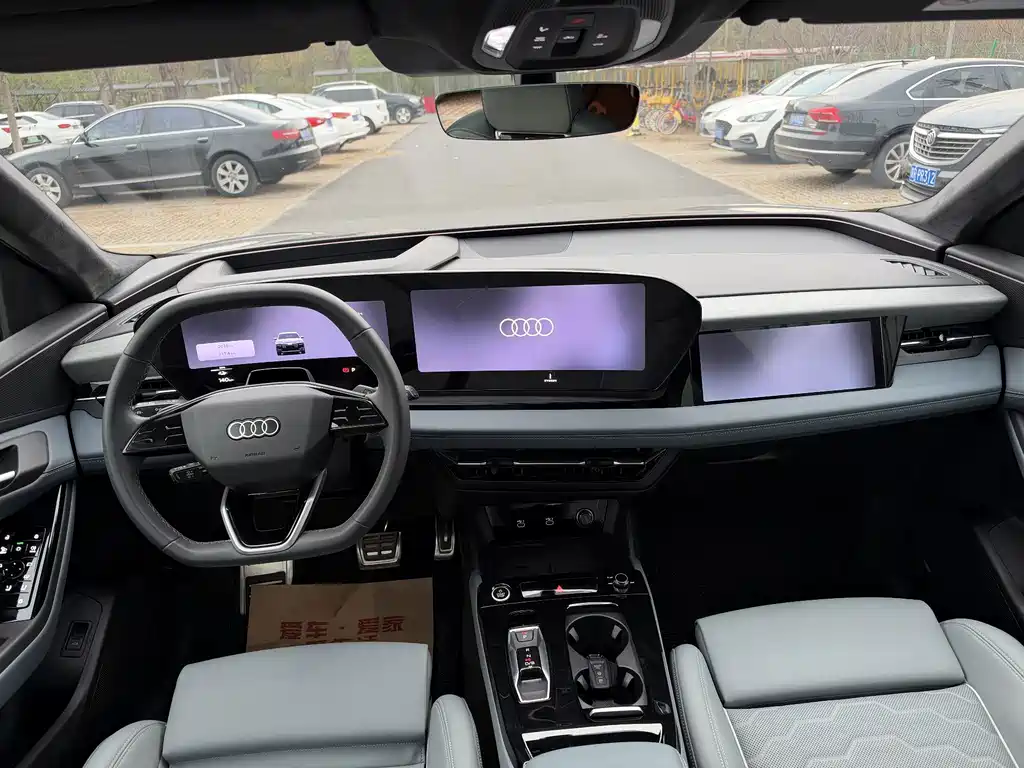 Audi Q6L e-tron — миниатюра 9