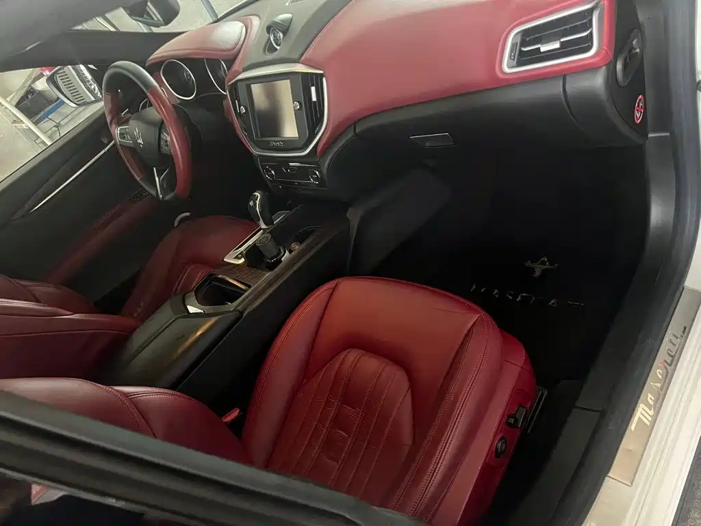 Maserati Ghibli — миниатюра 4