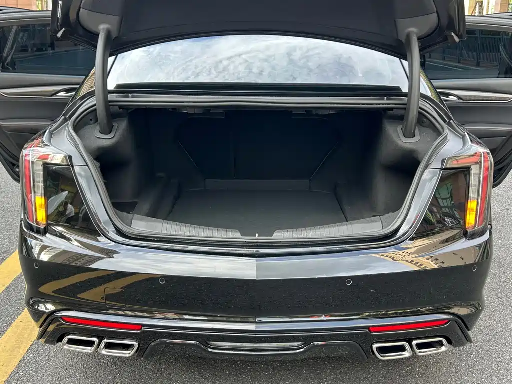 Cadillac CT5 — миниатюра 18