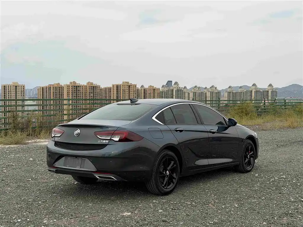 Buick Regal — миниатюра 4