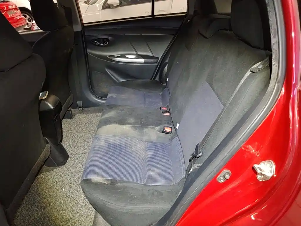Toyota Yaris L — миниатюра 17