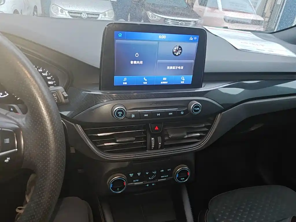 Ford Focus — миниатюра 13