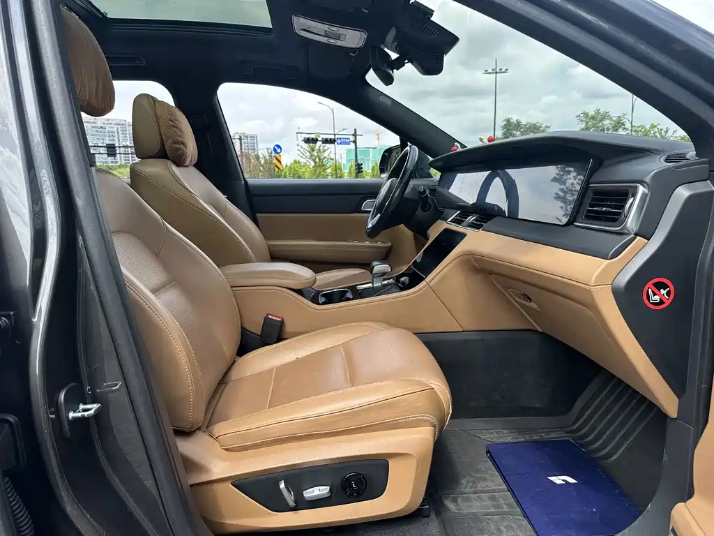 Li Auto Li ONE — миниатюра 11