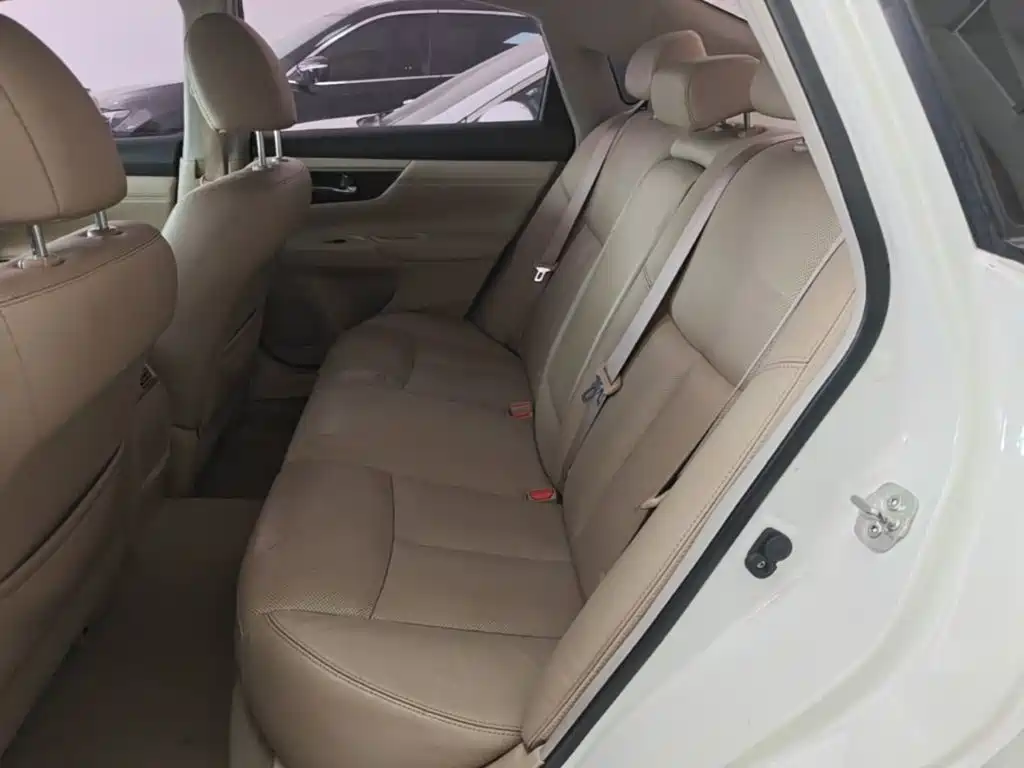 Nissan Teana — миниатюра 17