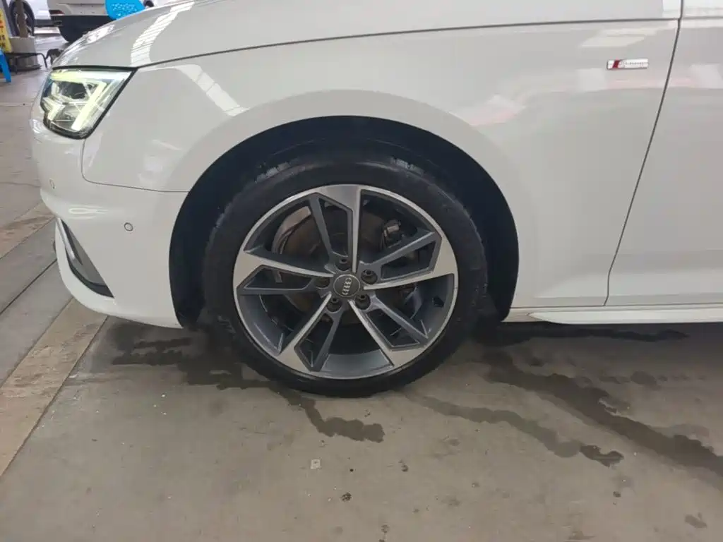 Audi A4L — миниатюра 23