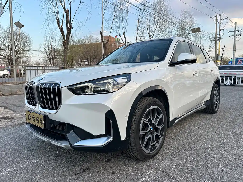 BMW X1 2025