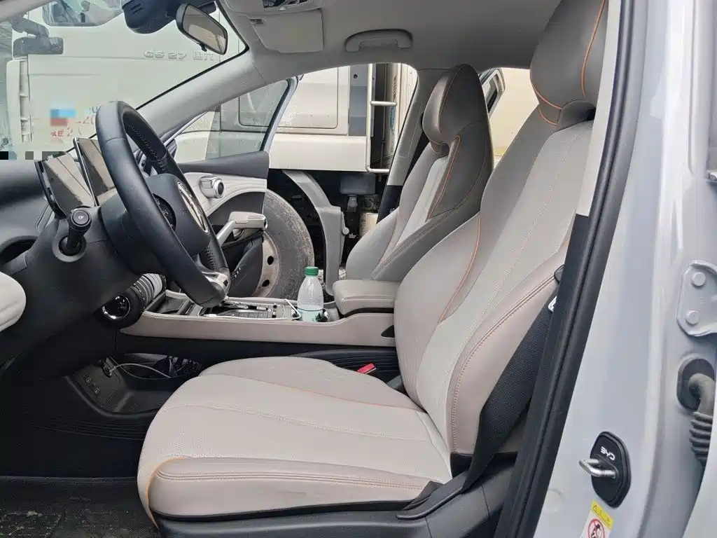 BYD Yuan Plus — миниатюра 8