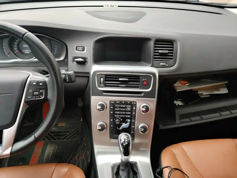 Volvo S60 — миниатюра 13
