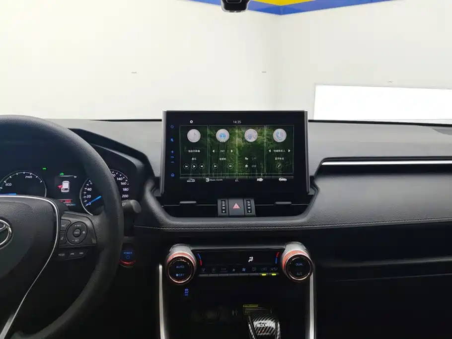 Toyota Wildlander — миниатюра 13