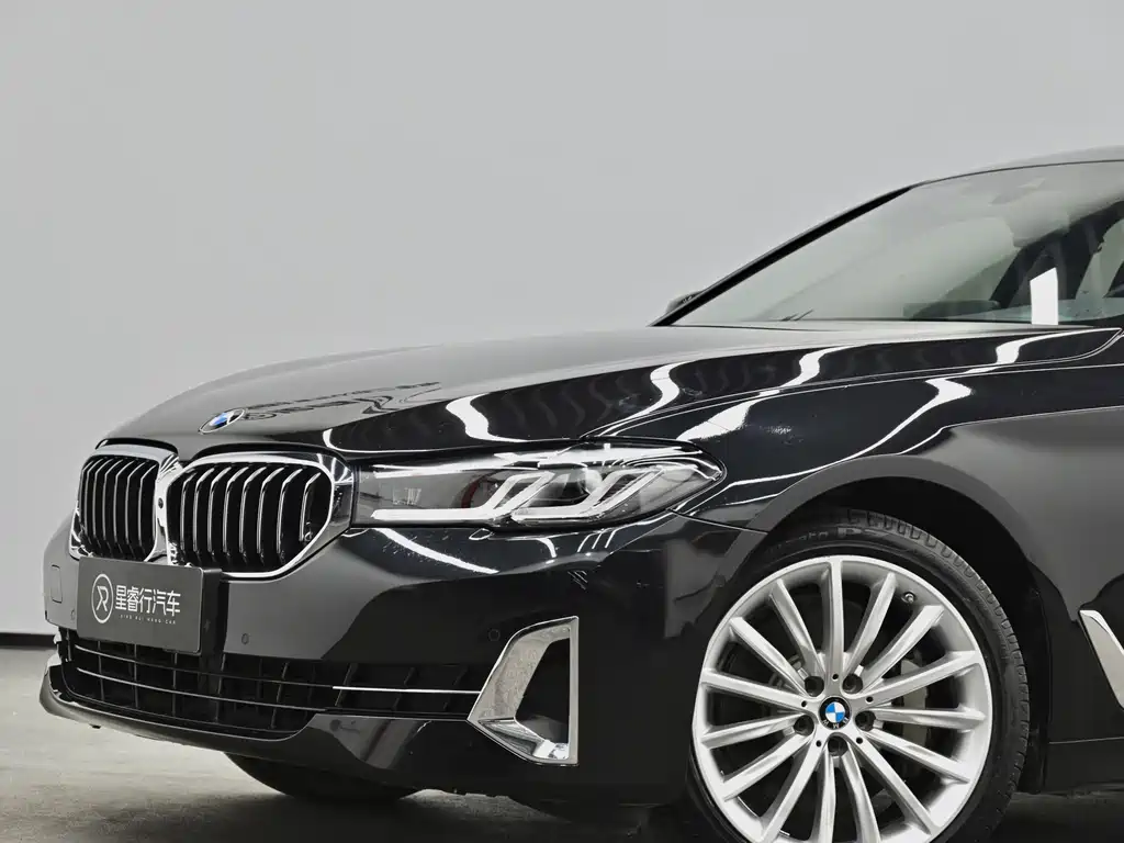 BMW 5 Series — миниатюра 25